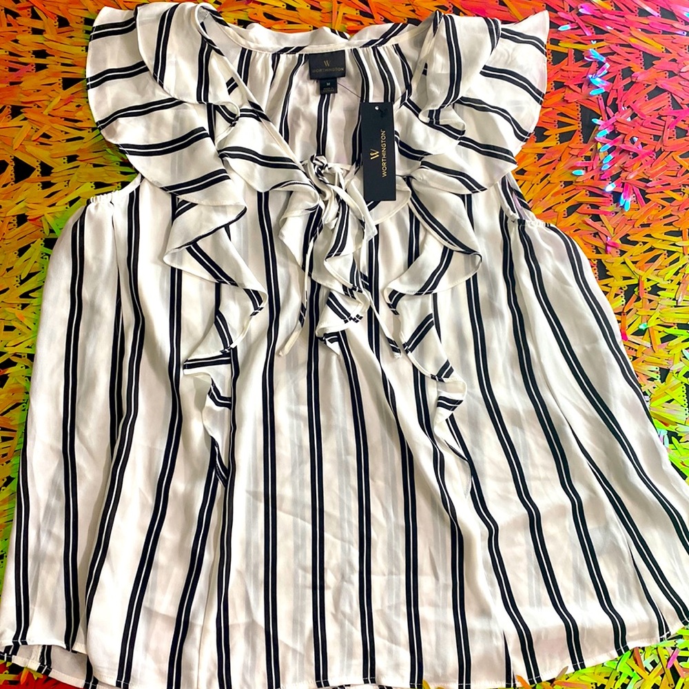 Worthington W/B Striped ruffled blouse